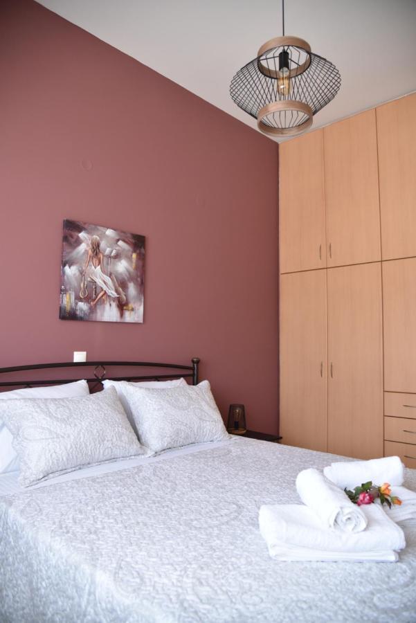 Family Apartments 3 Lechaio 외부 사진